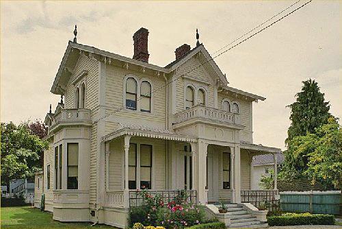 Emily Carr House, Parks Canada / Maison Emily Carr, Parcs Canada